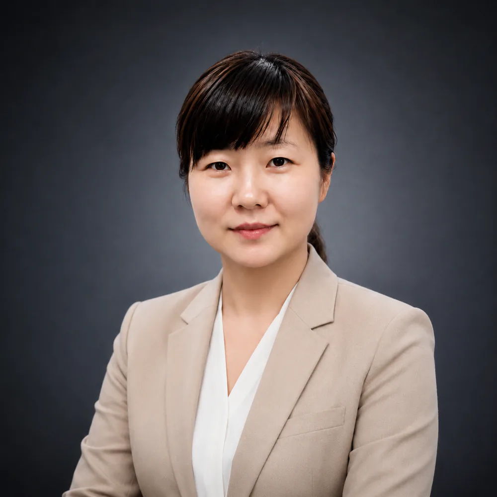 刘春荣(Rina Chun),财务负责人职业照